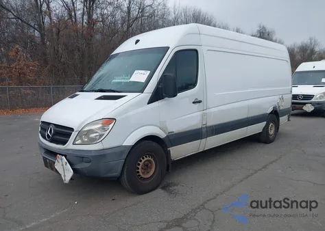 2011 Mercedes-Benz Sprinter 2500 High Roof z USA, uszkodzony, nr VIN WD3PE8CB4B5571664